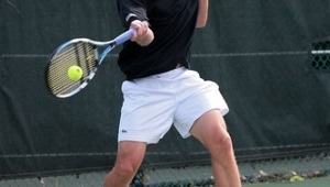 Tennisbekleidung: sportlich, modisch, funktional