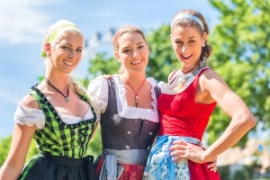 JGA-Outfit-Kostueme-Dirndl-depo