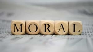 Moral-Ethik-feature-shutter